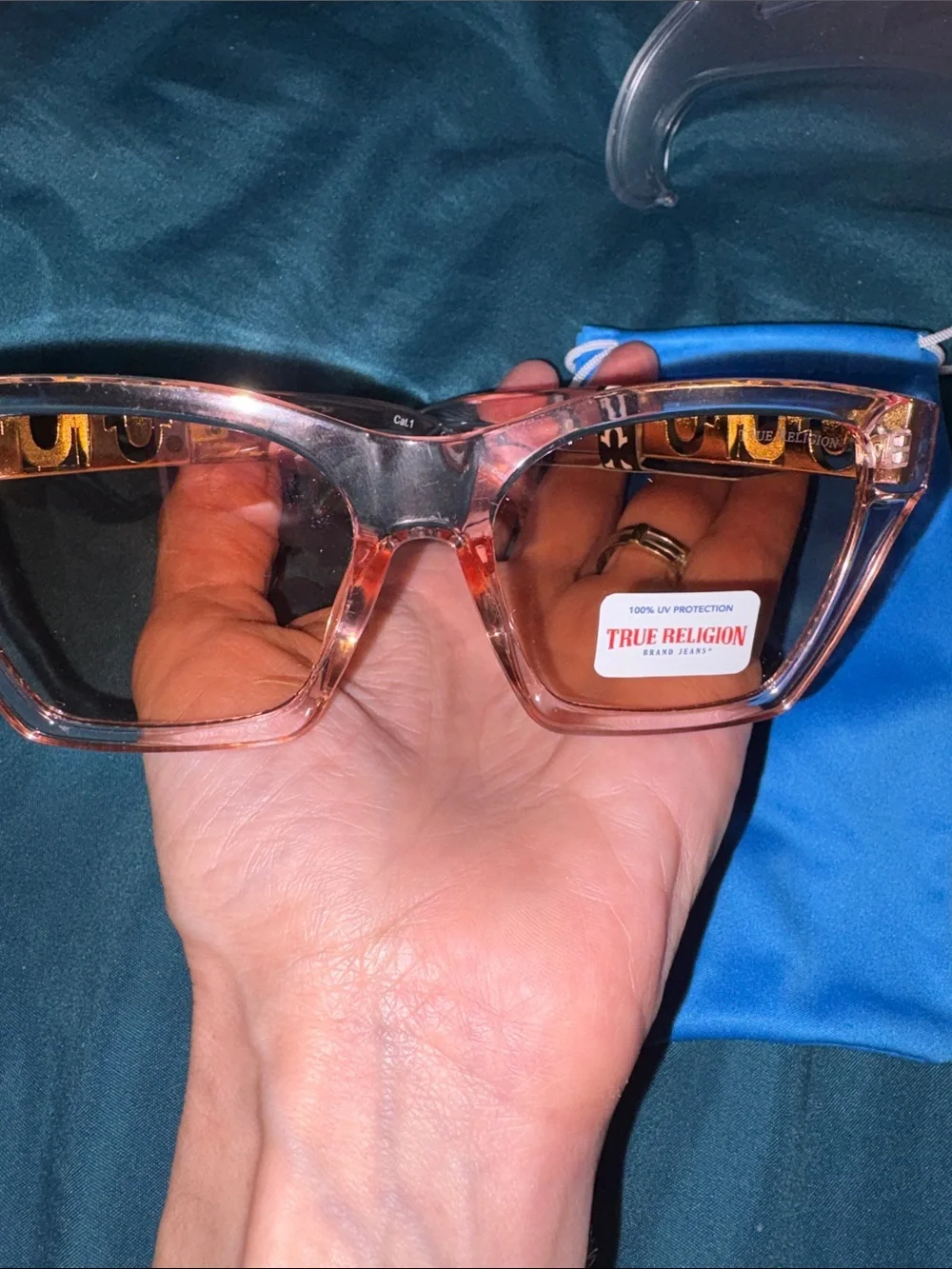 True Religion Light Pink Women's Sunglasses w/ free unbranded Pink Case & slee